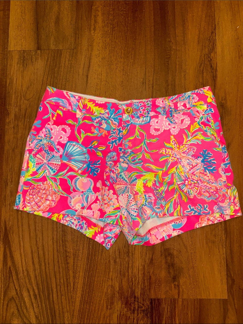 Lilly Pulitzer Callahan Shell Me Something Good Hot Neon Pink Floral Shorts 6